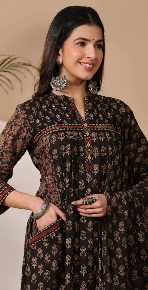 Women_Fully_Flared_Ajrakh_Cotton_Floral_Printed_Black_Kurta_And_Pant_With_Dupatta