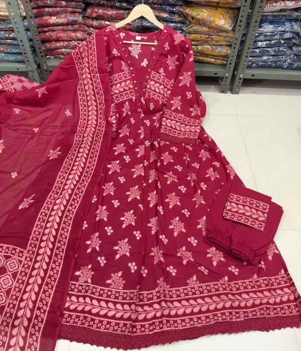Maroon_Printed_Cotton_Blend_Anarkali_Suit_Set_With_Dupatta