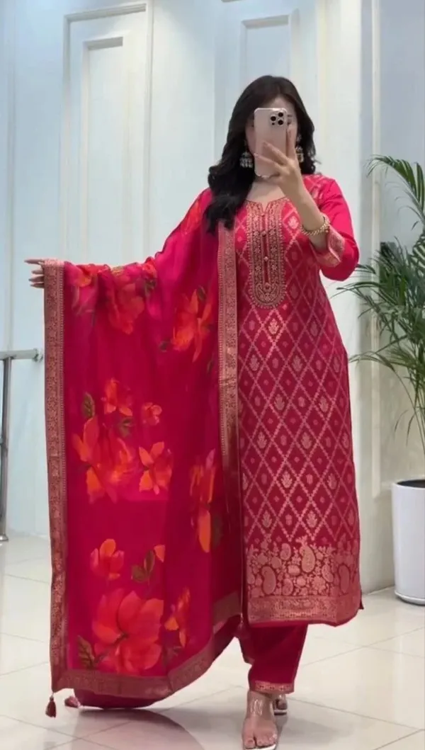 Pink_Banarasi_Silk_Embroidered_Straight_Kurta_Set_For_Women