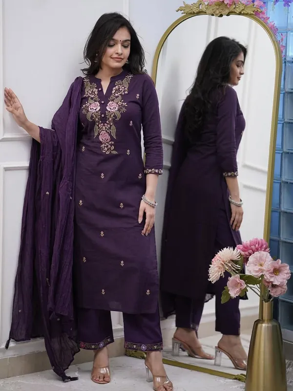 Women_Floral_Embroidered_Regular_Sequinned_Pure_Cotton_Kurta_with_Trousers_&_With_Dupatta