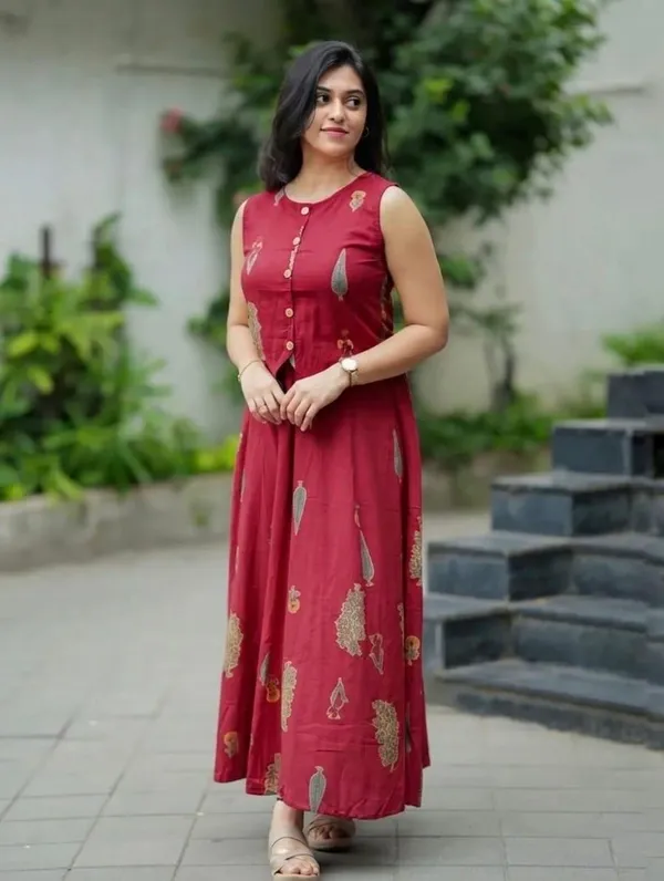 Women's_Red_top_with_skirt_set