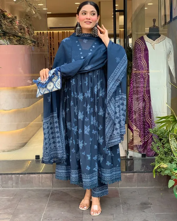 Blue_Printed_Cotton_Blend_Anarkali_Suit_Set_With_Dupatta
