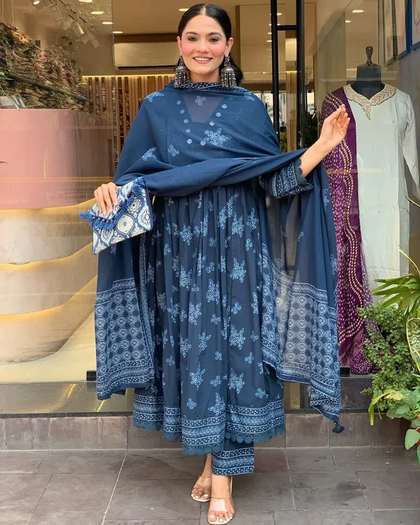 Blue_Printed_Cotton_Blend_Anarkali_Suit_Set_With_Dupatta