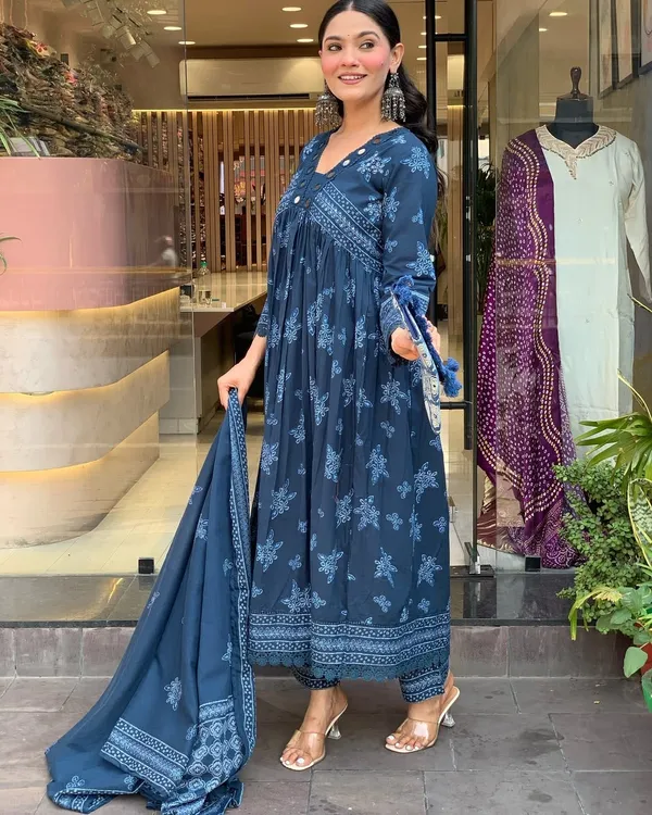Blue_Printed_Cotton_Blend_Anarkali_Suit_Set_With_Dupatta