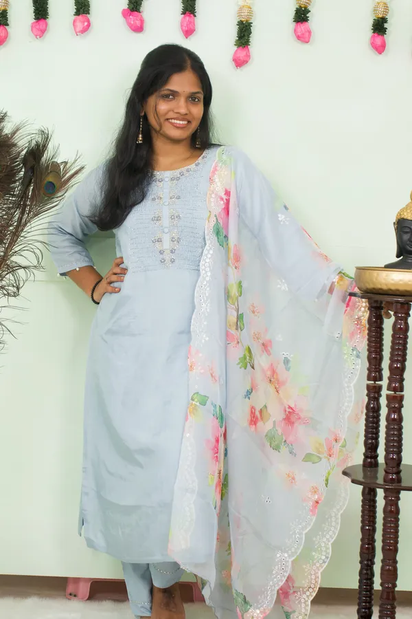 Icy_Blue_Dola_Silk_3_Piece_Set