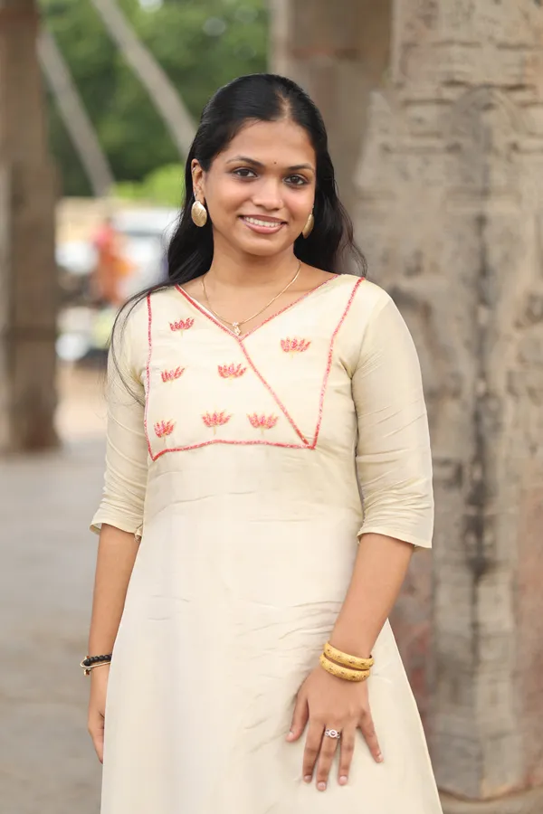 Thaamara_Premium_Banaras_Silk_Fabric