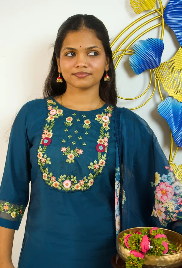 Jubilant_Teal_Full_Embroidery_3_Piece_Set
