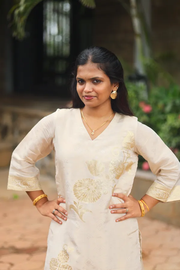 Ambili_Pure_Cosmos_Silk_Kurta_With_Placement_Print