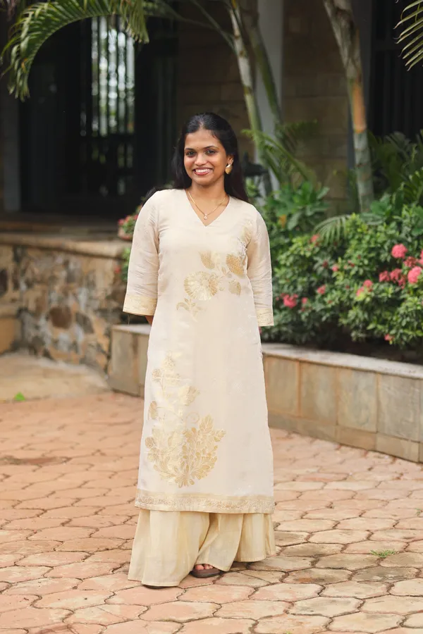Ambili_Pure_Cosmos_Silk_Kurta_With_Placement_Print