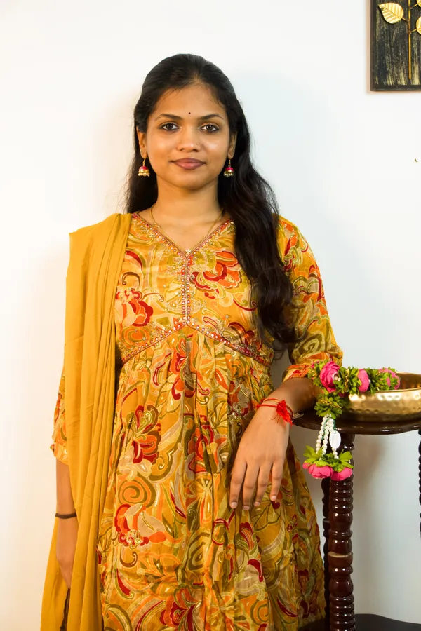 Golden_Hour_Alia_Cut_Nyra_Set