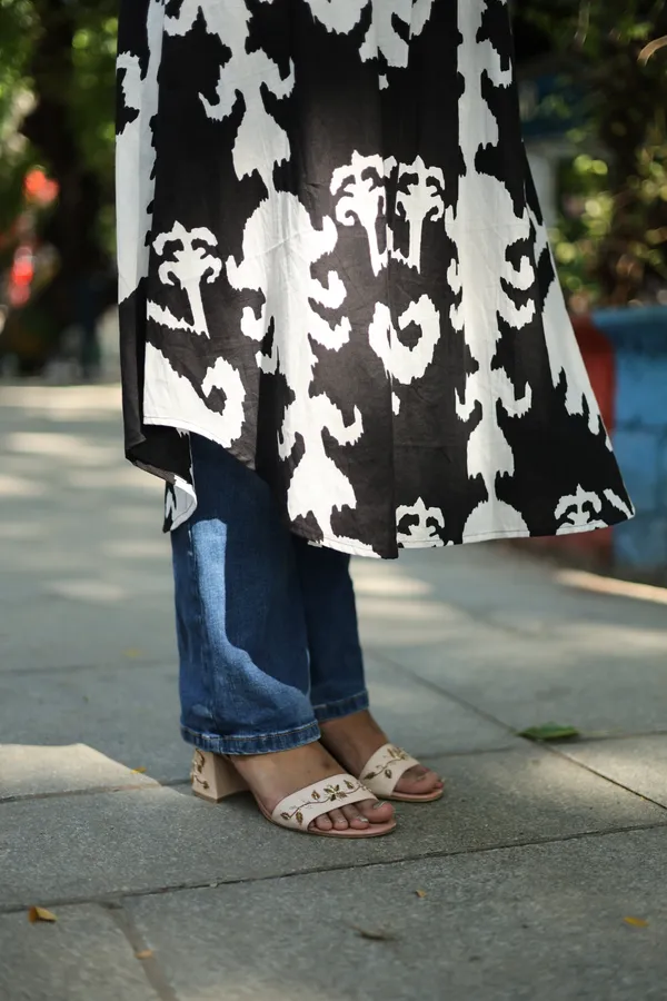 Box_Pleated_Long_Kurtis_Beige