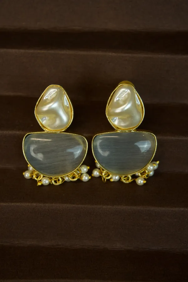 LYRA_-_AURA_-_PEARL_STATEMENT_EARRINGS_-_10