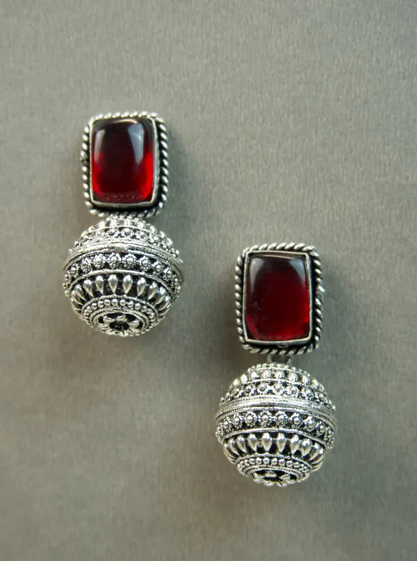 MYRA_-_Premium_Oxidized_Silver_Earrings