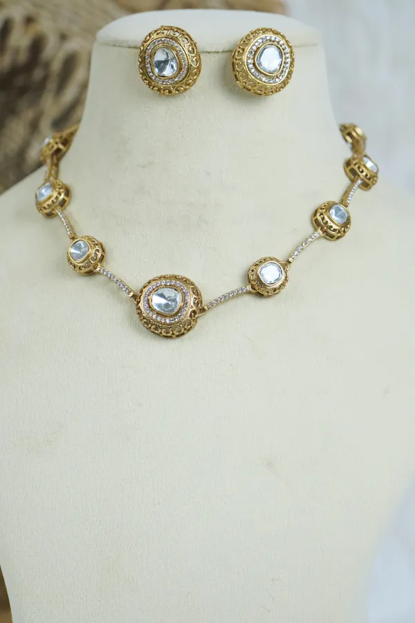 Sabya_-_Premium_Diamond_Mosonnite_Necklace
