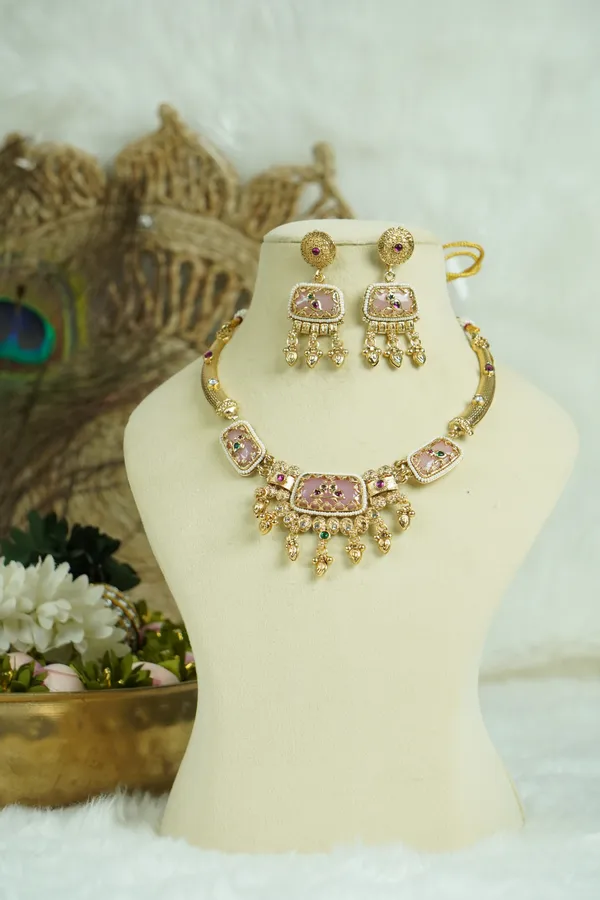 Sabya_-_Premium_Wide_Necklaces_-_2
