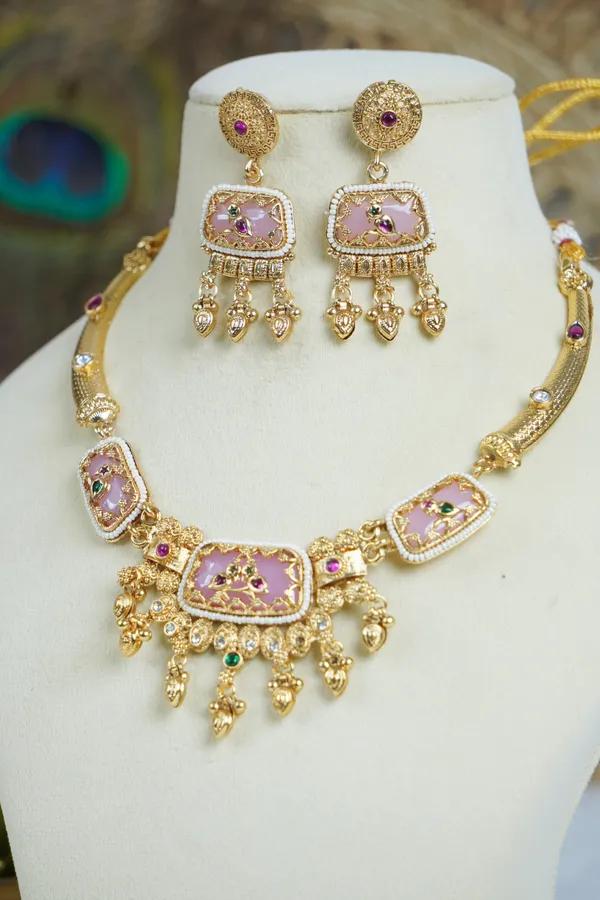 Sabya_-_Premium_Wide_Necklaces_-_2