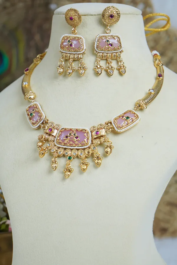 Sabya_-_Premium_Wide_Necklaces_-_2