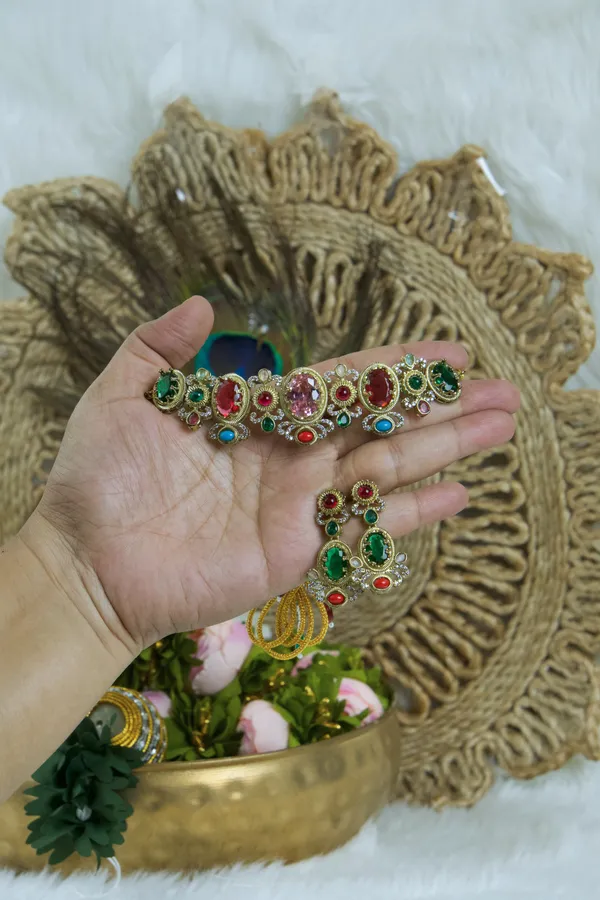 Sabyasachi_-_Statement_Chocker_with_real_stones