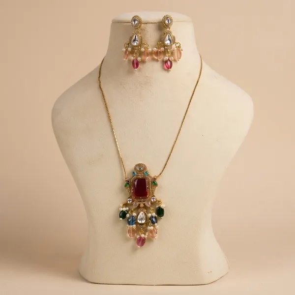 Sabya_-_Premium_Statement_Monalisa_Original_Stone_Necklaces_(Thin)_1