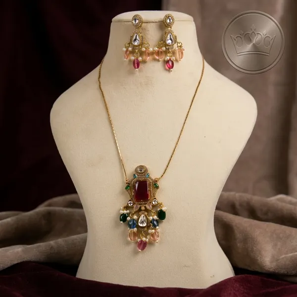 Sabya_-_Premium_Statement_Monalisa_Original_Stone_Necklaces_(Thin)_1