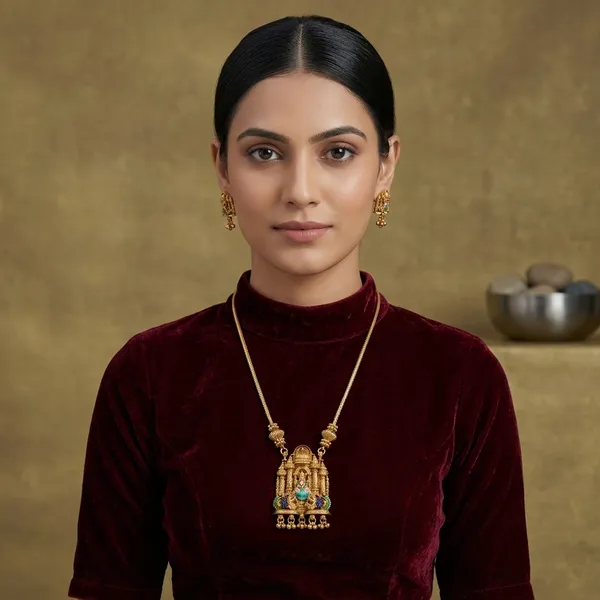 Traditional_-_Lakshmi_Single_Chain_Pendant