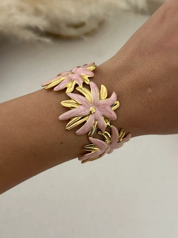 Pink_And_Gold_Floral_Charm_Bracelet_For_Women