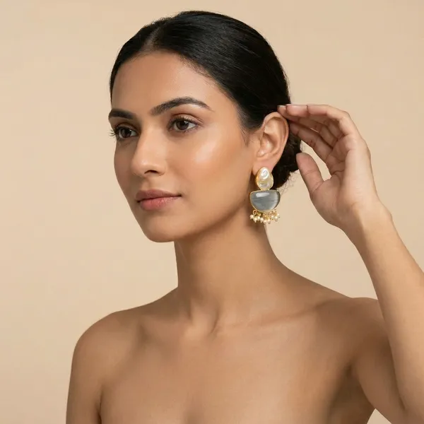 LYRA_-_AURA_-_PEARL_STATEMENT_EARRINGS_-_10
