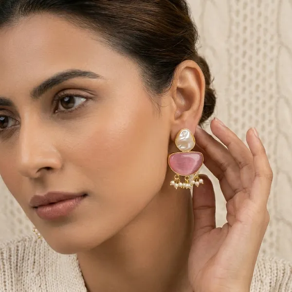 LYRA_-_AURA_-_PEARL_STATEMENT_EARRINGS_-5