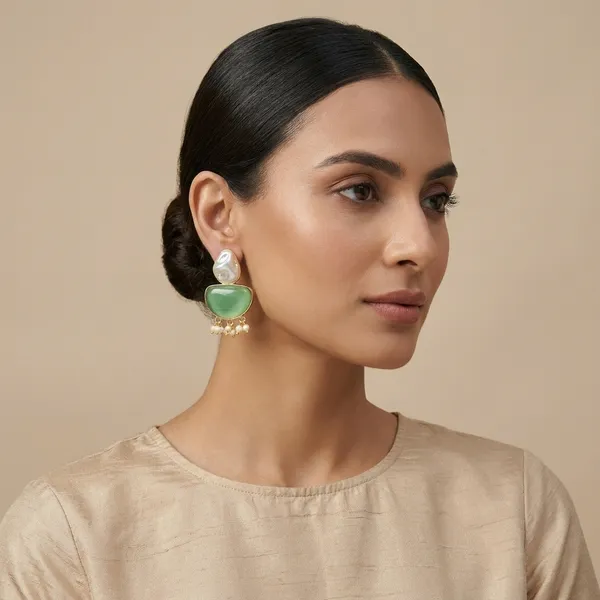 LYRA_-_AURA_-_PEARL_STATEMENT_EARRINGS_-_13