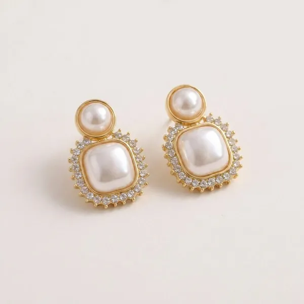 LYRA_-_AURA_-_PEARL_STATEMENT_EARRINGS_-_8