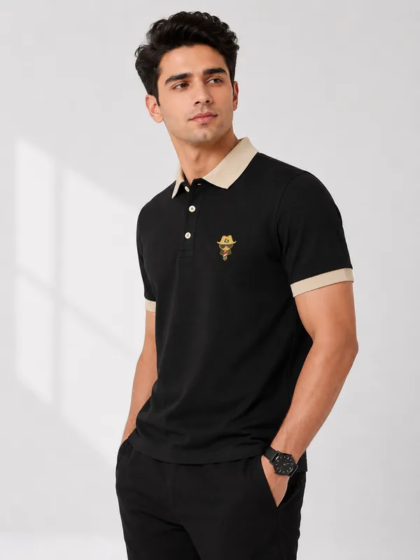 Black_Color_Men_Polo_T-Shirt