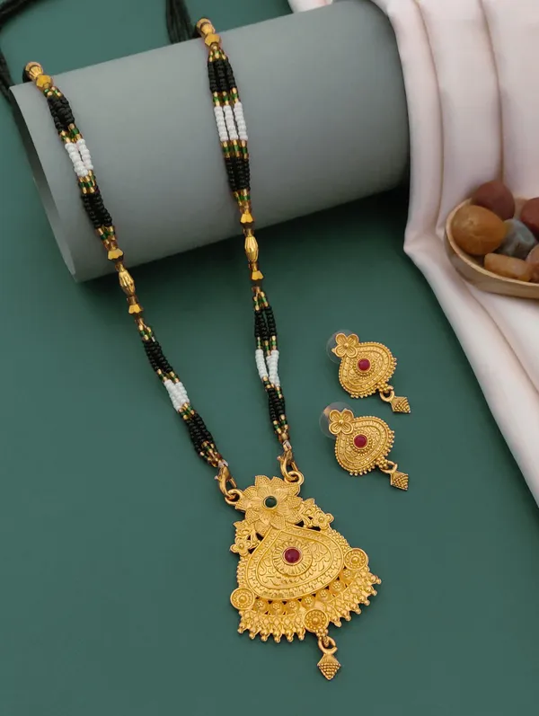 Gold_Plated_Mangalsutra_Set_With_Earrings