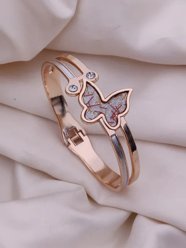 Modern_Rose_Gold_Bracelet_For_Women