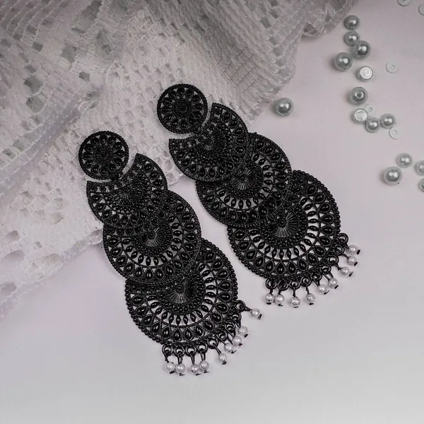 Trendy_Black_Oxidised_Chandbali_Style_Earrings_For_Women