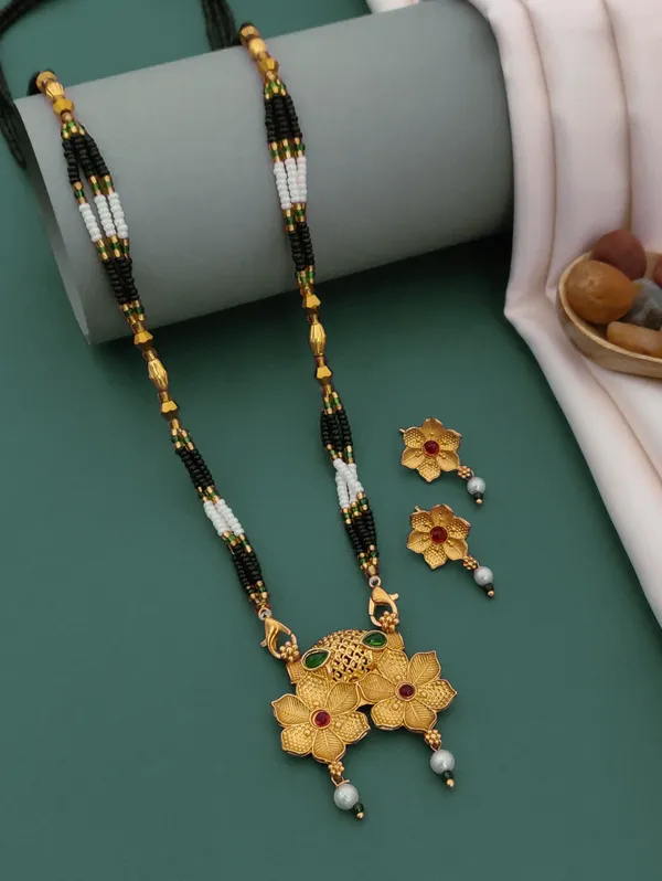 Gold_Plated_Mangalsutra_Set_With_Earrings