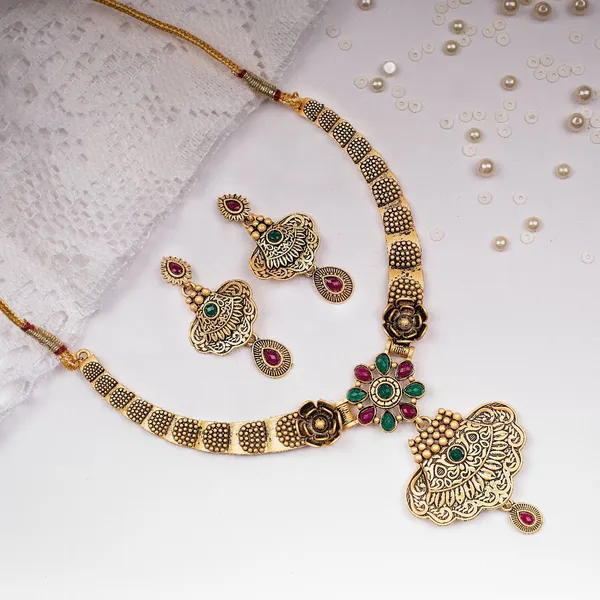 Peacock_Motif_Gold_Necklace_With_Multi_Stone_Floral_Pendant_Set