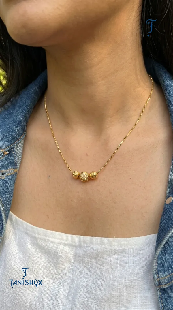 Elegant_Everyday_Wear_Chain_Necklace