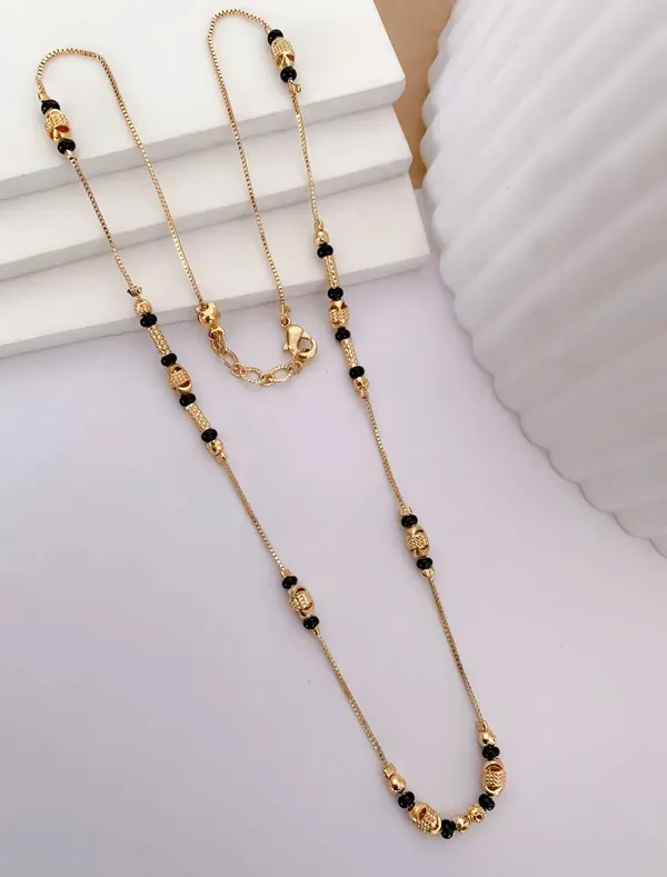 Gold_Plated_Square_Diamond_Pendant_Mangalsutra_With_Black_Beads_For_Women