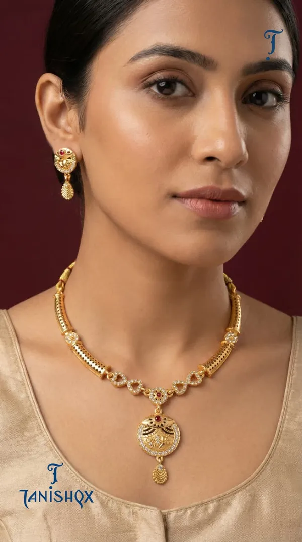 Traditional_Gold-Plated_Necklace_Set_With_Earrings
