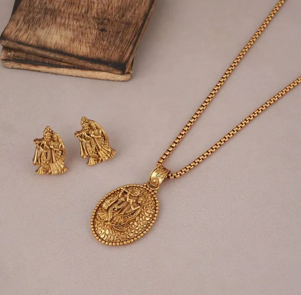 Antique_Gold_Finish_Krishna_Pendant_Chain_Set_For_Women