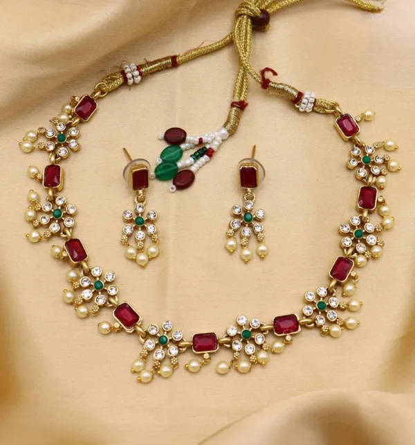 Antique_Gold_Ruby_Beads_Elephant_Design_Choker_Necklace_Set