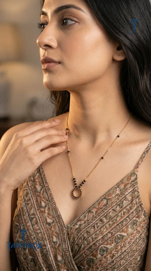Women_Gold_Plated_Mangalsutra_with_Black_Beads_and_CZ_Circle_Halo_Pendant