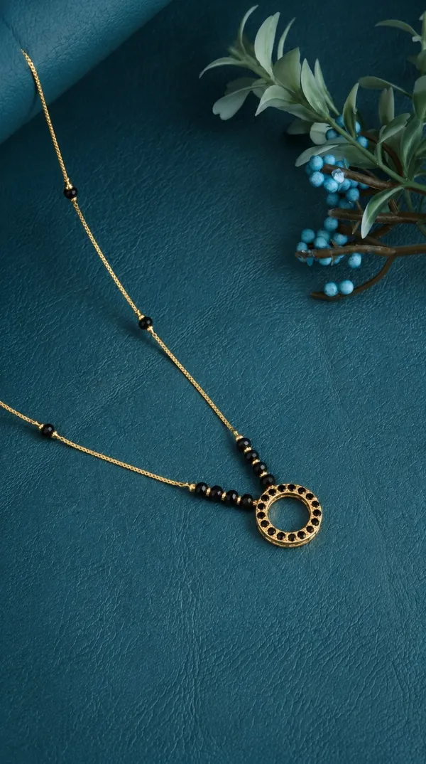 Women_Gold_Plated_Mangalsutra_with_Black_Beads_and_CZ_Circle_Halo_Pendant