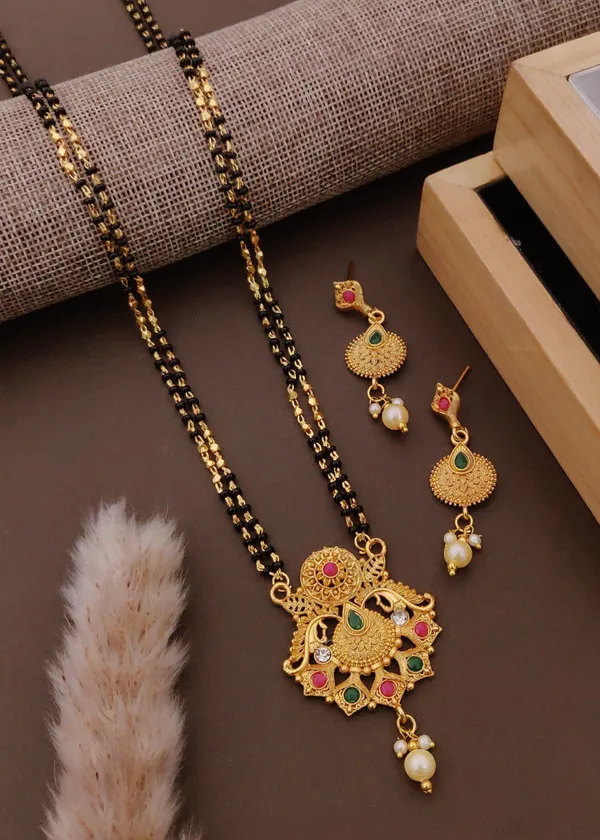Micro_Gold_Plated_Diamond_Studded_Fancy_Flower_Square_Mangalsutra_Set_With_Earrings