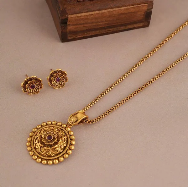 Amazing_Antique_Gold_Floral_Stone_Pendant_Set