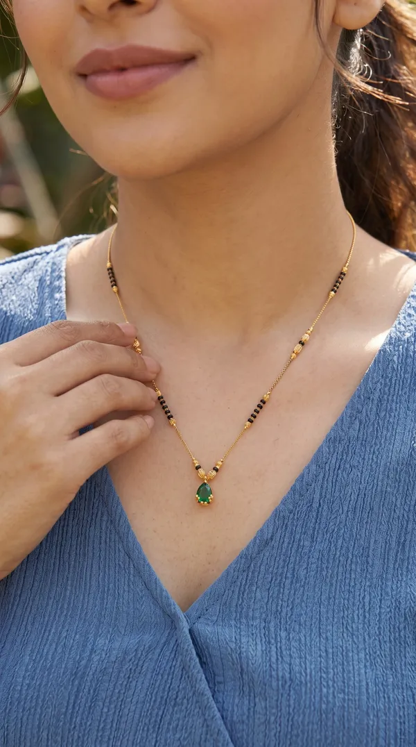 Emerald_Green_Teardrop_Pendant_Mangalsutra_Necklace_with_Black_Beads_and_Gold_Tone_Detailing_for_Women