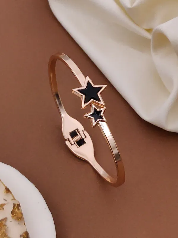 Modern_Rose_Gold_Bracelet_For_Women
