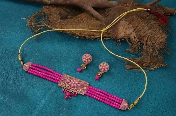 Pink_Floral_Choker_Necklace_Set_With_Earrings