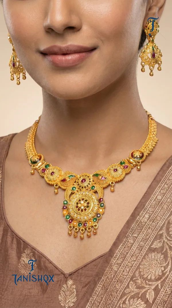 Traditional_Gold-Plated_Necklace_Set_With_Earrings