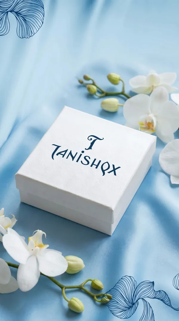 Micro_Gold_Plated_Ad_Diamond_Studded_Fancy_Oval_Pendant_Set_With_Chain